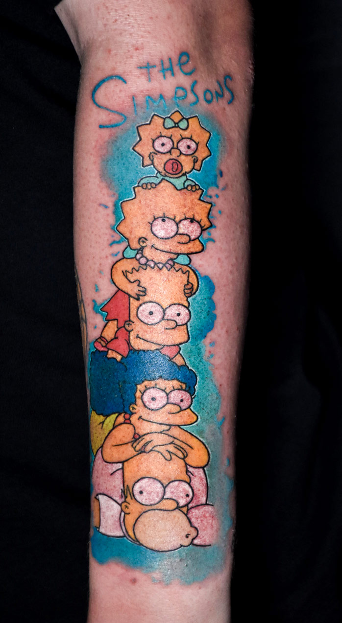 Tattoo-Anansi-Studio-Munchen-Munich-Haidhausen-Vedran-simpsons-family-characters-cartoon-series-best-watercolour-comic.jpg