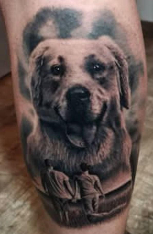 Tattoo Anansi Studio München Munich Haidhausen Pete dog pet cute funny love best black and grey realistic animal portrait